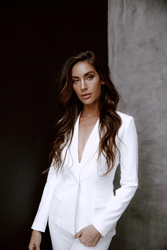 Luxury Real Estate Agent and Rental Specialist Kaylee Ricciardi Expands